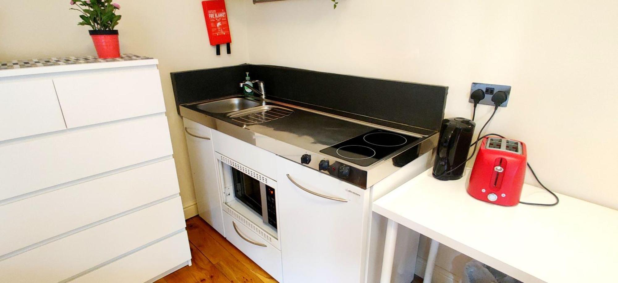 White'S Row Resident Apartment London Room photo